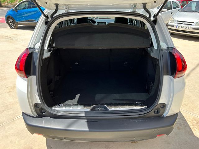  PEUGEOT 2008 ALLURE 1.2 E-THP AUTO SPANISH LHD IN SPAIN 23000 MILES SUPER 2018